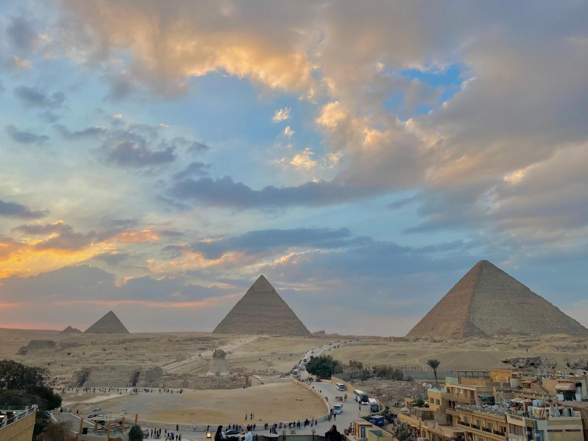 Royal Golden Pyramids Inn Giza Exterior foto